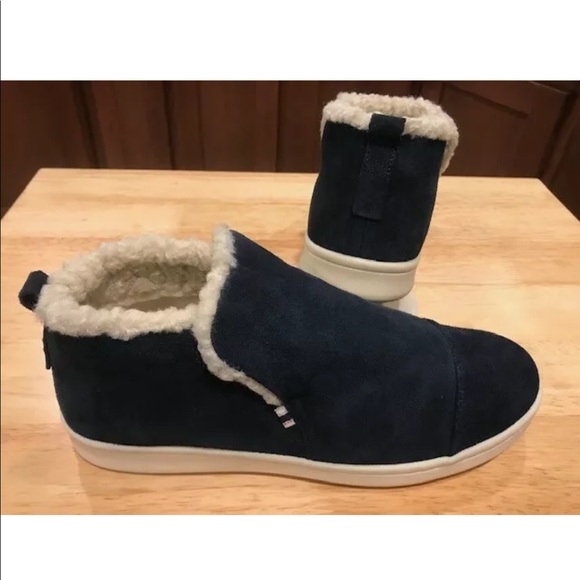 Ellen Degeneres Shoes New Ellen Degeneres Navy Suede Fleece Booties Poshmark